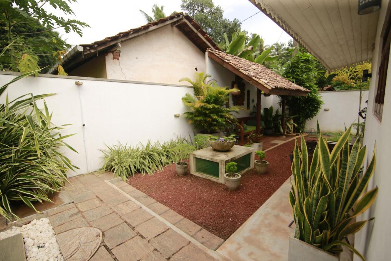 Rock Elephant Villa Hikkaduwa Luaran gambar